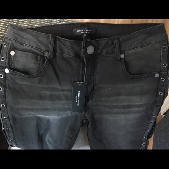 NWT Romeo + Juliet Couture black jeans - Picture 5 of 5